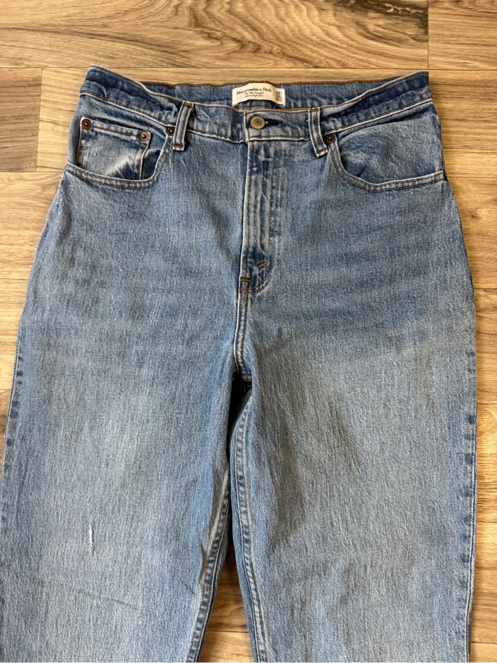 Abercrombie & Fitch The '90s Straight Ultra High Rise Jean Size 30 / 10 Short - Picture 2 of 9